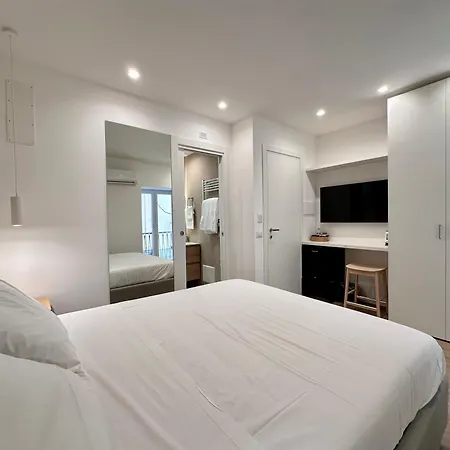 Novus Bed & Breakfast *